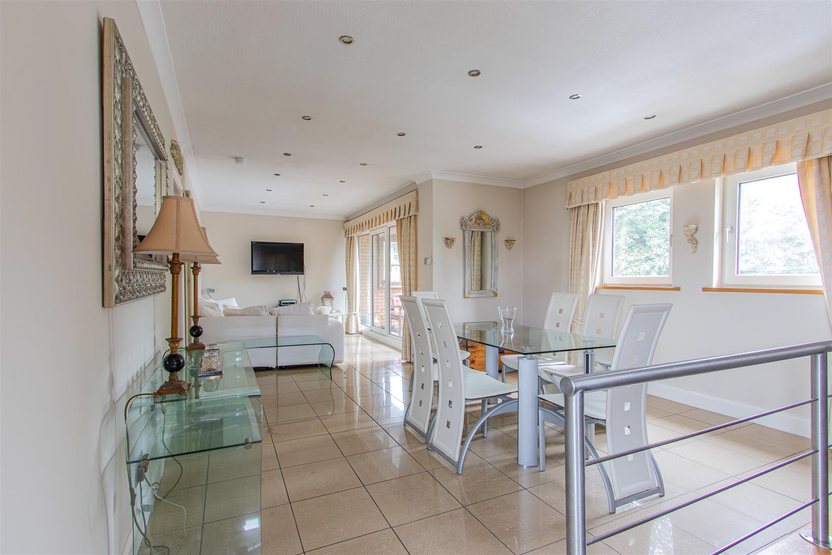 Summerau Court, Llandaff, Cardiff